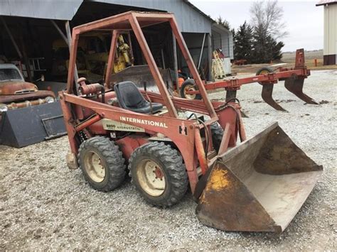 international 3200 skid steer engine|international 3200 skid steer parts.